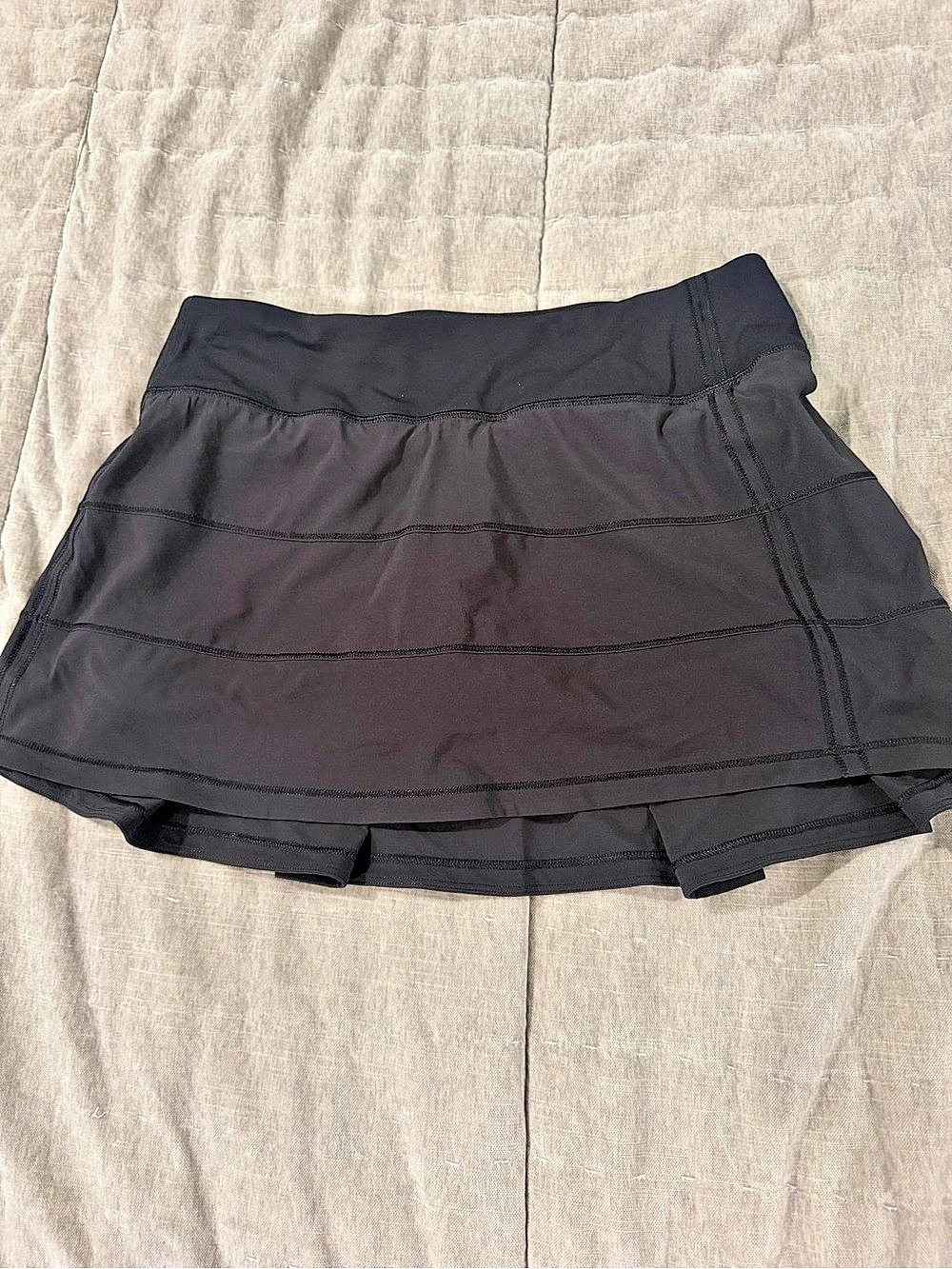 lululemon Pace Rival Skirt Black Athletic Skirt. Short